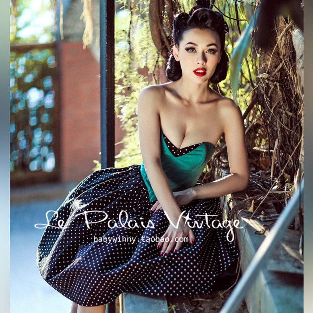 Le Palais Vintage polka dress with Lace up back (Size XS)